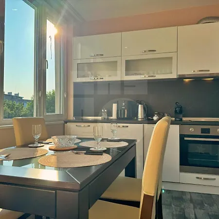 1br Pineview Retreat Apartman Várna
